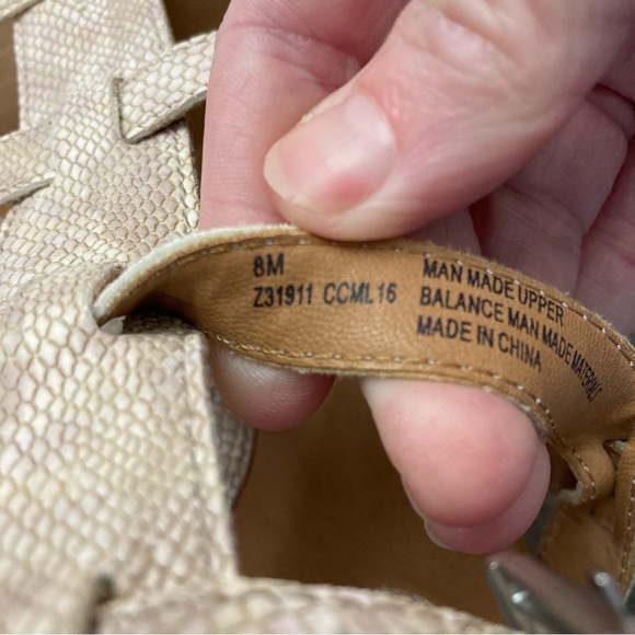 Born Concepts sandals size 8M - Picture 11 of 12